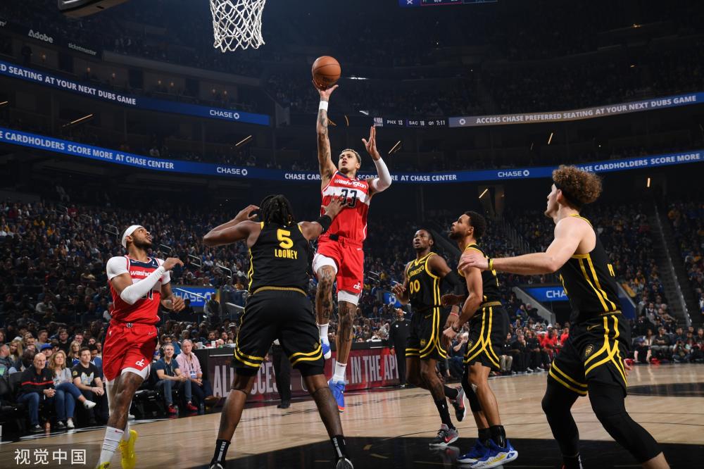 罗体：罗马寻找新的球衣胸前广告赞助商，已经在和谷歌&红牛谈判.